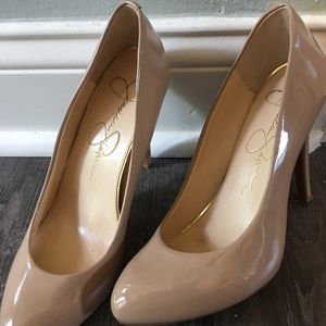 Beige patent Jessica Simpson pumps size 8